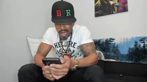 Snapshot of mromg007 chatting on February 18, 8:58 pm mromg007 online show from February 18, 8:58 pm