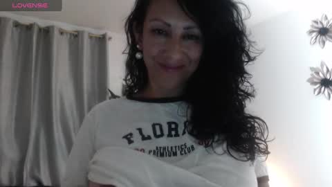 Snapshot of mrs_deborah chatting on January 15, 1:56 am mrs_deborah online show from January 15, 1:56 am