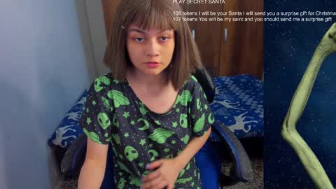 ......... online show from December 17, 12:33 pm