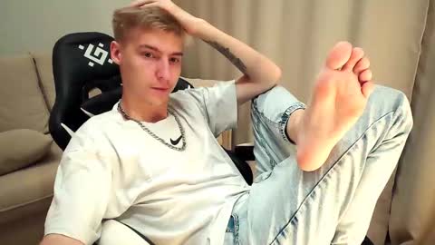 Adam online show from September 26, 8:39 pm