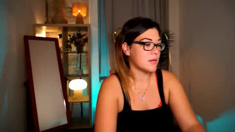 Snapshot of mrsfllowerr chatting on October 9, 6:46 pm Tamara online show from October 9, 6:46 pm