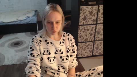 Sasha online show from March 1, 6:34 pm