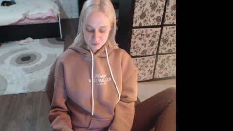 Sasha online show from April 9, 7:08 pm