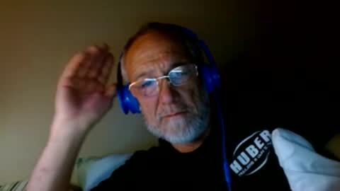 mrtease5 online show from April 18, 4:47 am