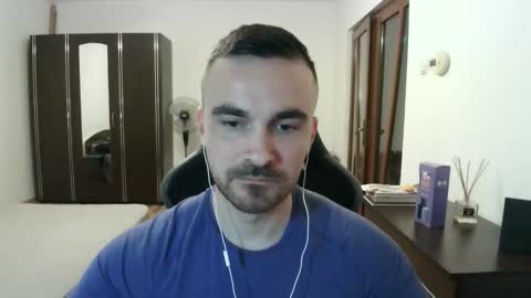 Victor online show from April 14, 7:06 pm