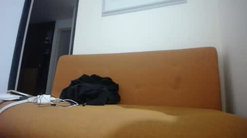 mucholover online show from April 8, 9:40 pm