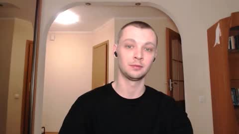 Erik online show from February 18, 12:05 am