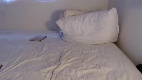   online show from January 12, 9:11 pm