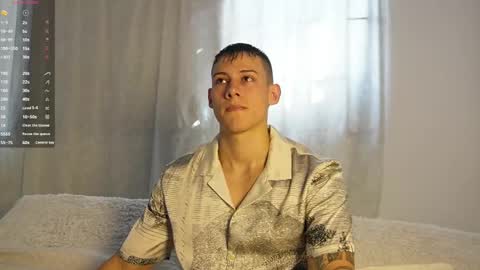 muscle_king_cum online show from November 17, 8:11 pm