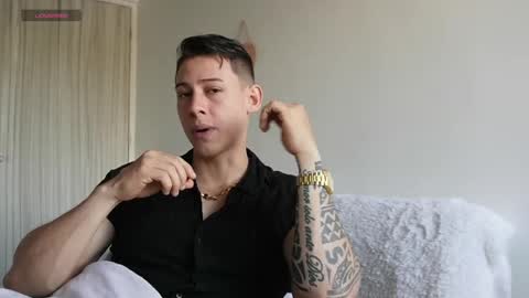muscle_king_cum online show from June 2, 1:57 pm