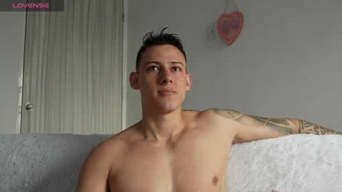 muscle_king_cum online show from March 23, 3:39 pm