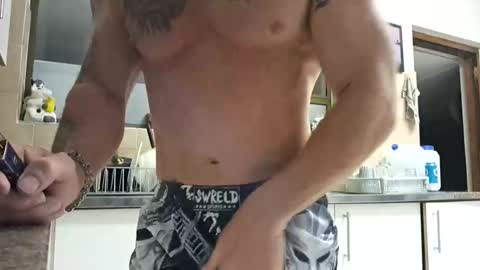 muscledaddy69s online show from April 26, 2:53 am