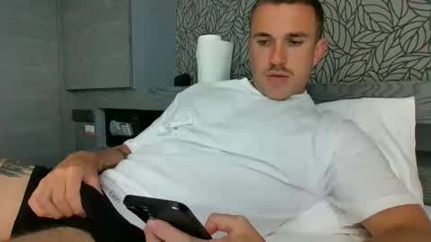 muscleshow00 online show from March 5, 2:53 am