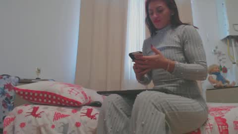 Snapshot of musclesqueen chatting on January 14, 1:38 pm MusclesQueen online show from January 14, 1:38 pm