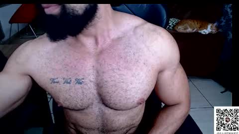 Snapshot of muscleweed420 chatting on November 1, 9:14 pm Ragnar online show from November 1, 9:14 pm