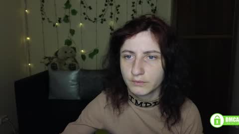 Jenya online show from April 4, 5:31 pm