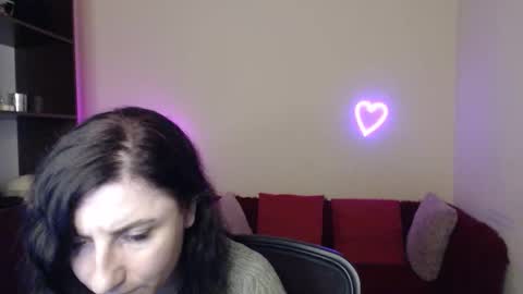 Jeneva online show from November 27, 7:10 pm