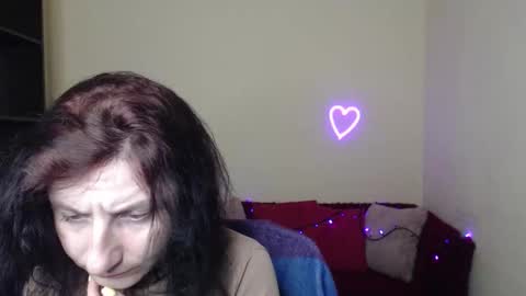 Jeneva online show from April 1, 6:05 pm