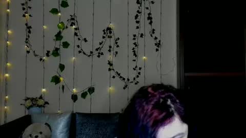 Jeneva online show from April 8, 6:33 pm