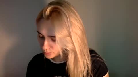 musescorner online show from November 16, 4:42 pm