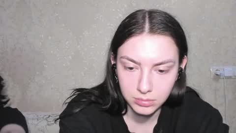 cute couple online show from July 17, 9:28 pm
