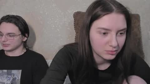 cute couple online show from March 13, 9:51 pm