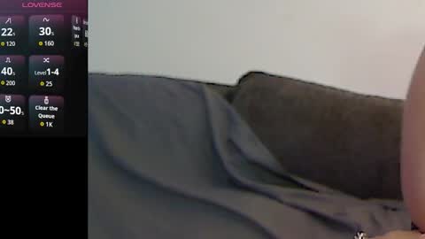 mweed95 online show from October 26, 1:06 am