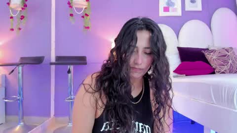 my_aleja_ online show from September 25, 2:02 pm