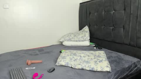 myah_love online show from May 13, 4:33 am