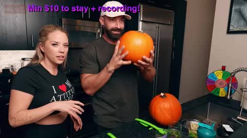 Snapshot of mycookiejar chatting on October 16, 1:27 am MyCookieJar online show from October 16, 1:27 am