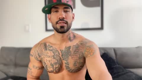 Myke esthetic online show from February 26, 10:36 pm