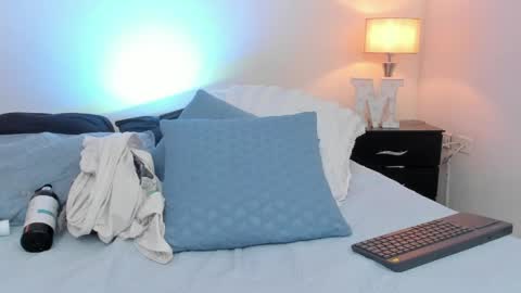 Mykel   online show from April 5, 8:17 pm