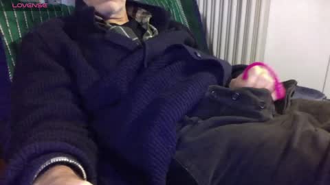 Bi sexy guy lovense hush is on private is open or password show tip if you like. online show from February 27, 4:53 pm