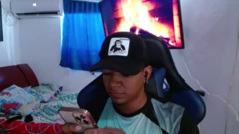 mynxr1 online show from February 9, 7:52 pm