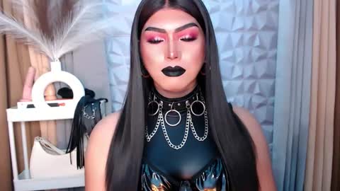 SUPPORT GODDESS TRISHA  AND DONT FORGET TO FOLLOW ME online show from October 20, 8:14 pm