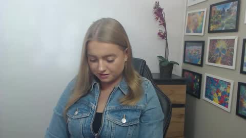 Erica online show from October 10, 9:37 am