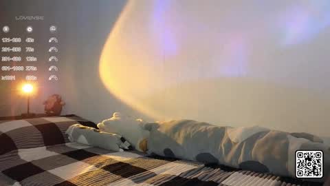 Mia online show from October 16, 8:18 pm