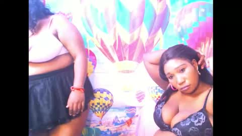Snapshot of mysticebony18 chatting on December 7, 12:25 am mysticebony18 online show from December 7, 12:25 am