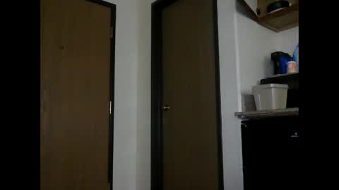 MysticLynn online show from December 13, 5:38 am