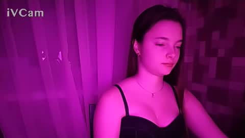 Leya online show from February 2, 6:59 pm