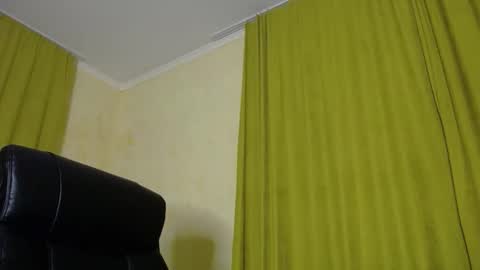 mysticvenus_ online show from November 13, 2:31 pm