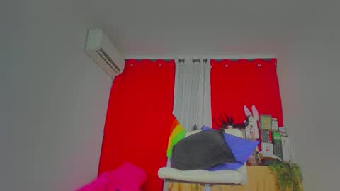   IG belladanielab online show from February 23, 1:08 am