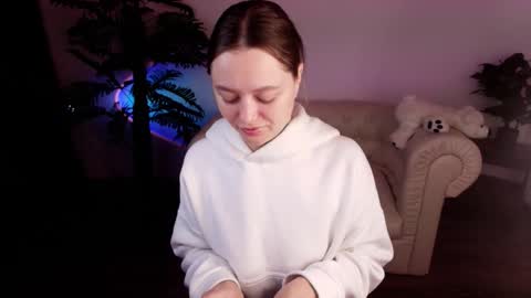 Eva  online show from October 1, 2:54 am