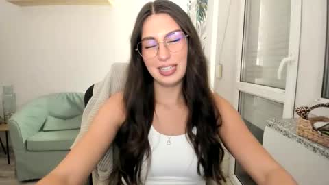 Snapshot of nadiaa06 chatting on October 29, 6:52 pm Nadiaaa006 online show from October 29, 6:52 pm