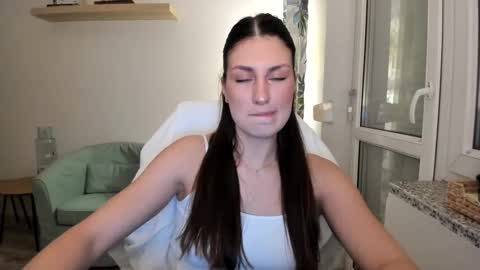 Snapshot of nadiaa06 chatting on March 3, 6:24 pm Nadiaaa006 online show from March 3, 6:24 pm