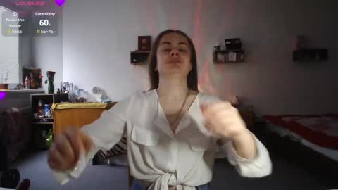 nadiiamorgun online show from March 9, 6:28 am