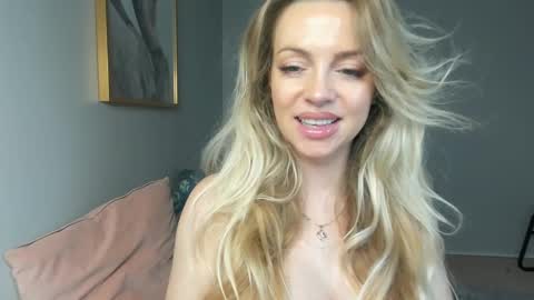 Nadyasoft online show from February 5, 9:46 am