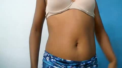 nah296652 online show from June 23, 7:05 am