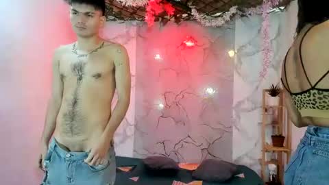 nahomi_hot2002 online show from July 8, 1:25 pm
