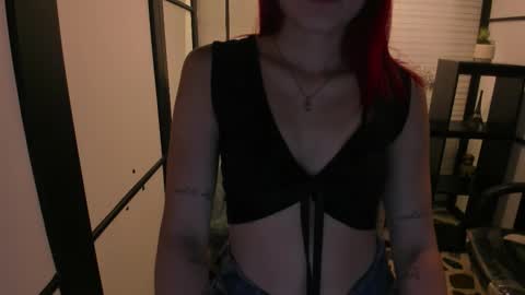 Nahomi online show from December 1, 4:43 am